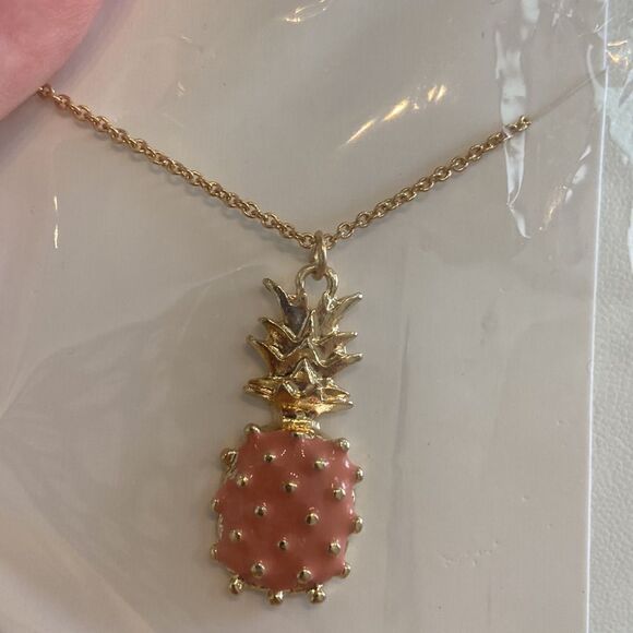 Pink Pineapple necklace gold color chain 16” with 3” extensions NWT - Picture 2 of 5